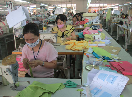 Anysew.vn_Năm 2014, xuất khẩu dệt may có thể vượt kế hoạch 1 tỷ USD