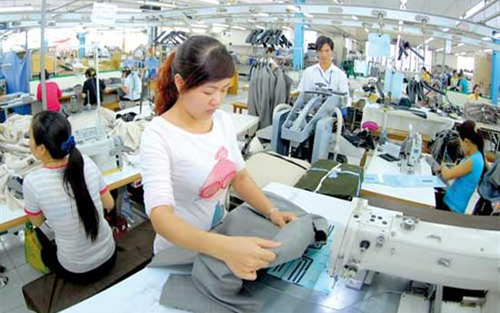 Anysew.vn_Đơn hàng nhiều, xuất khẩu dệt may 2 tháng đạt 3,4 tỷ USD