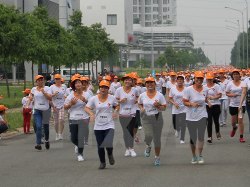 Anysew.vn_4.500 công nhân chạy bộ vì sức khỏe và an toàn lao động