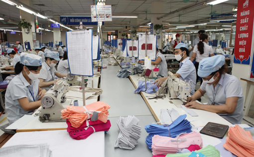 Anysew.vn_Dệt may gặp khó ngay trên sân nhà
