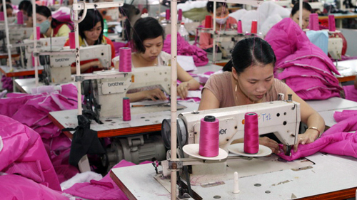 Anysew.vn_Việt Nam nguy cơ dính bẫy... tự do hóa thương mại